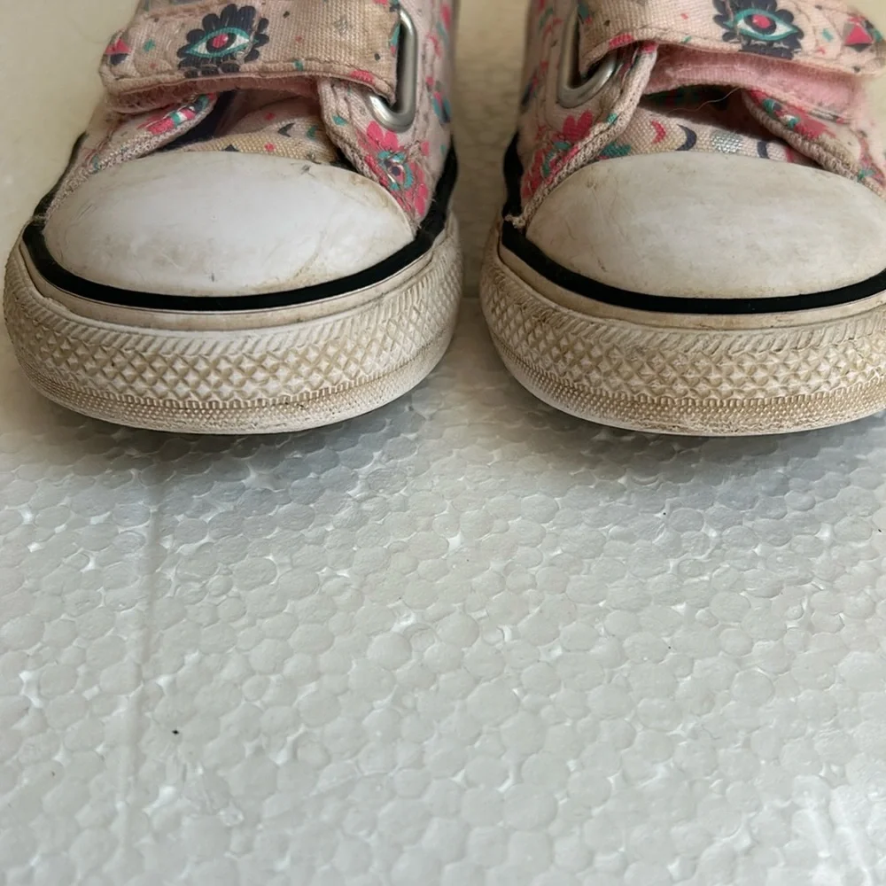 Converse All Star pink graphic butterfly eye moon hook loop sneakers size 7